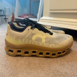 On Cloud Cloud monster Running Athletic Shoes in Beige and Tan